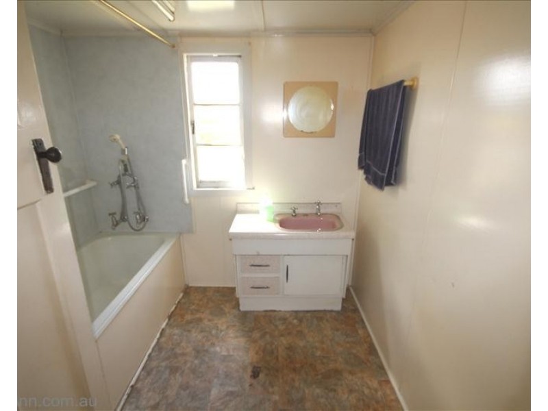 32 Johnson Street, Stanthorpe QLD 4380