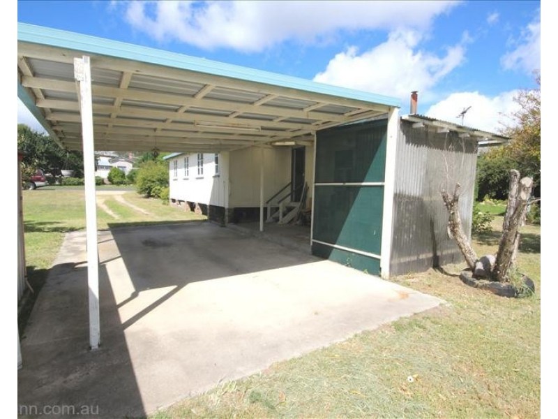 32 Johnson Street, Stanthorpe QLD 4380