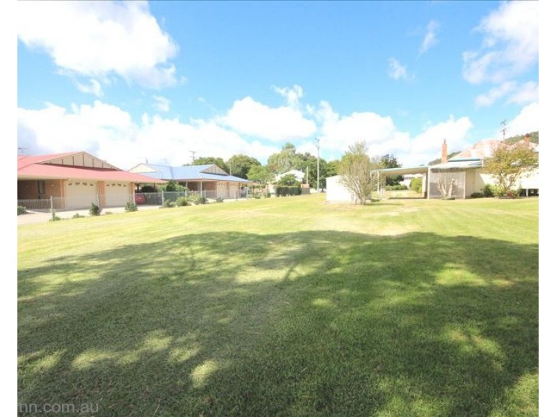 32 Johnson Street, Stanthorpe QLD 4380