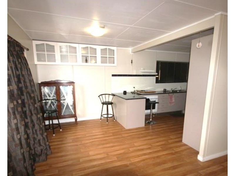 57 Sugarloaf Road, Stanthorpe QLD 4380