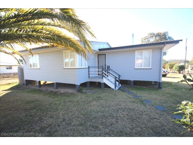 20 Thorpe Street, Stanthorpe QLD 4380