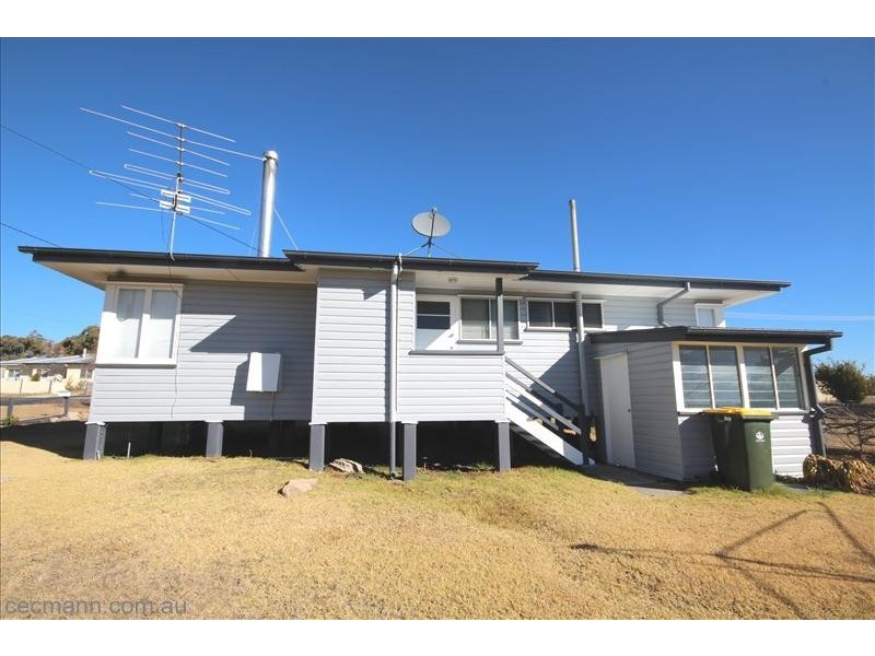 20 Thorpe Street, Stanthorpe QLD 4380