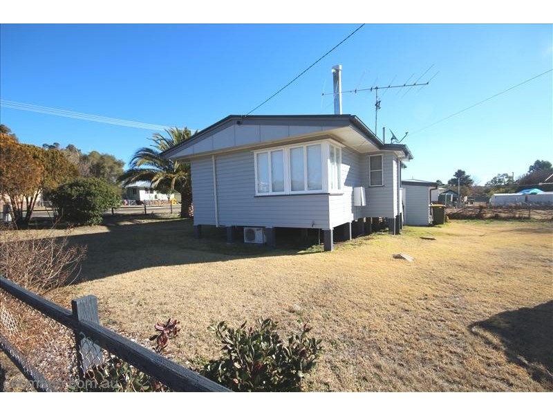 20 Thorpe Street, Stanthorpe QLD 4380