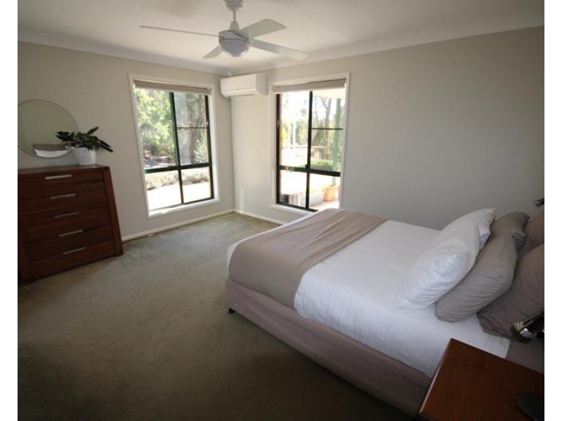 72 Hale Haven Drive, Stanthorpe QLD 4380