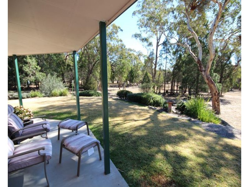 72 Hale Haven Drive, Stanthorpe QLD 4380