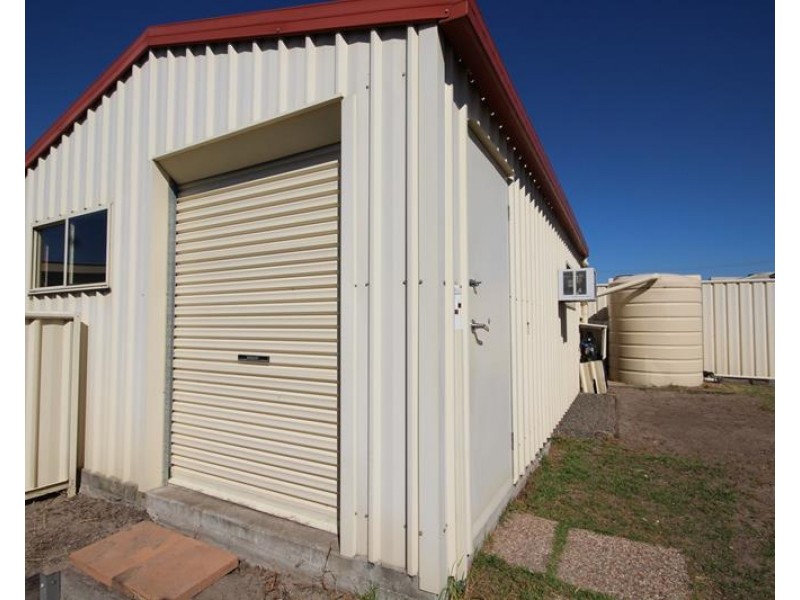 11 Burton Crescent, Stanthorpe QLD 4380