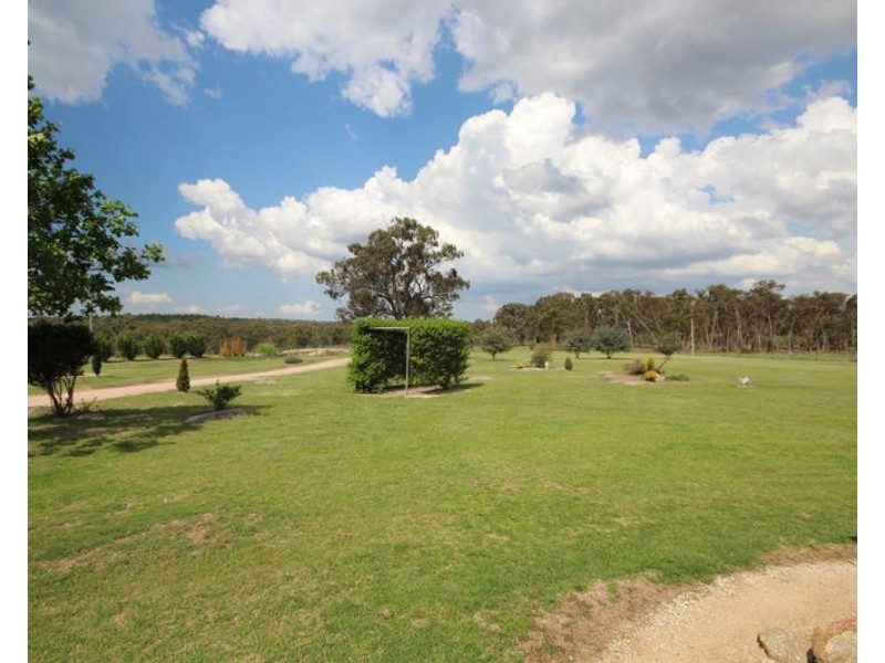 28 Caslick Lane, Broadwater QLD 4380