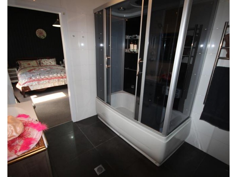 27675 New England Highway, Glen Aplin QLD 4381