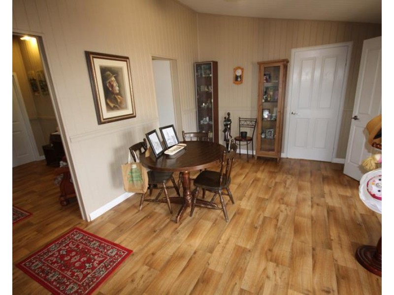 27675 New England Highway, Glen Aplin QLD 4381