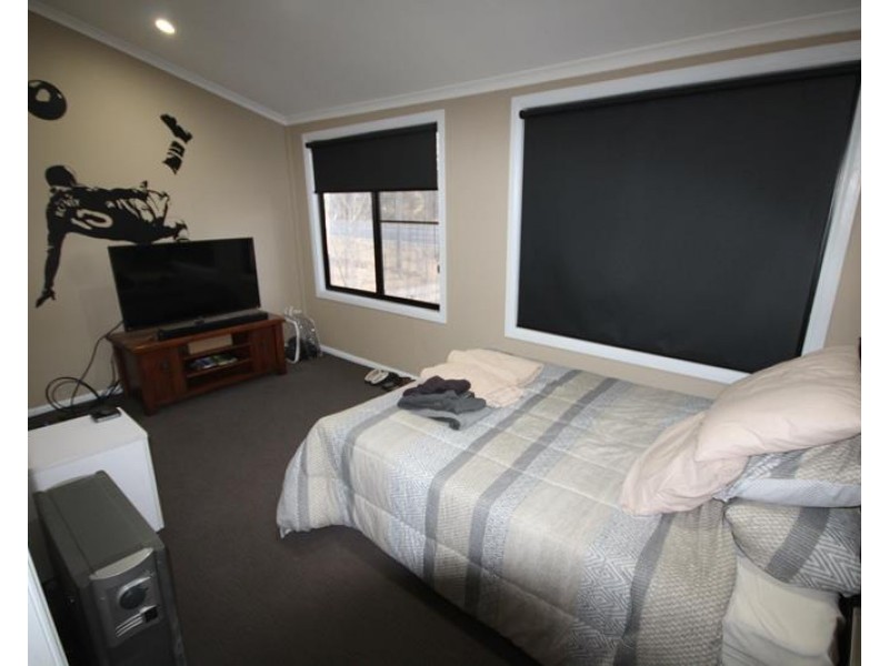 27675 New England Highway, Glen Aplin QLD 4381