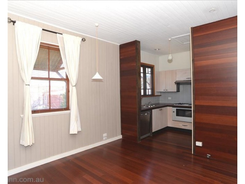 19 Wolfram Street, Stanthorpe QLD 4380