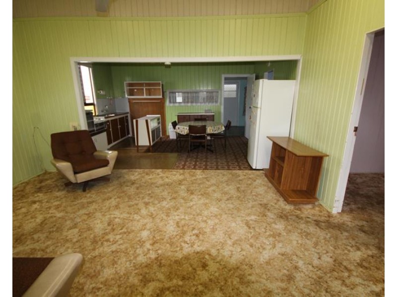 16 Granite Street, Stanthorpe QLD 4380