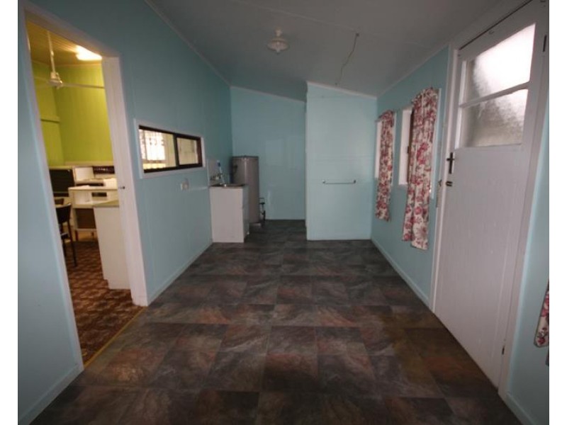 16 Granite Street, Stanthorpe QLD 4380