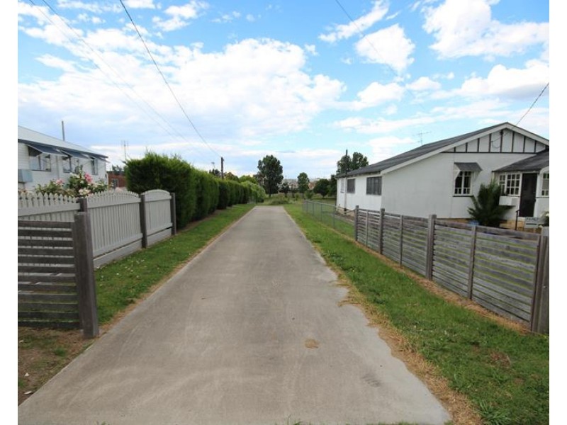 6 Bridge Street, Stanthorpe QLD 4380