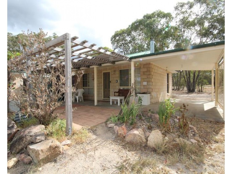 895 Thorndale Road, Glen Aplin QLD 4381