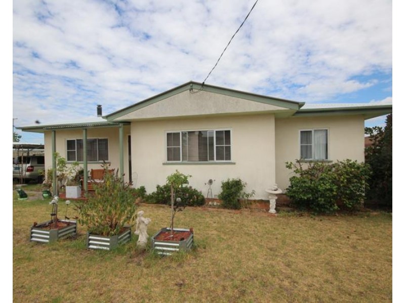 18 Gleeson Street, Stanthorpe QLD 4380