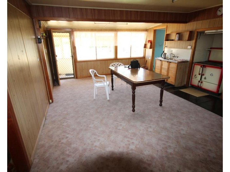 18 Connor Street, Stanthorpe QLD 4380