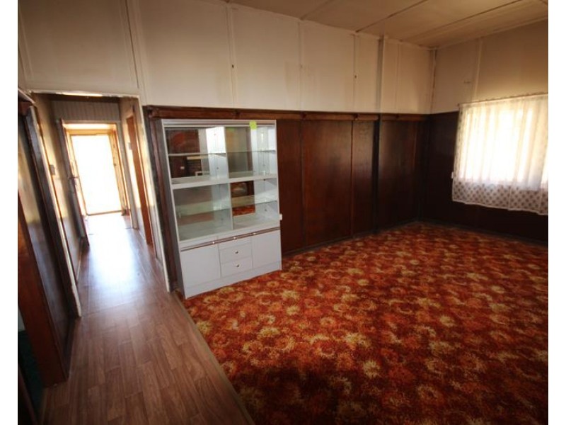 18 Connor Street, Stanthorpe QLD 4380