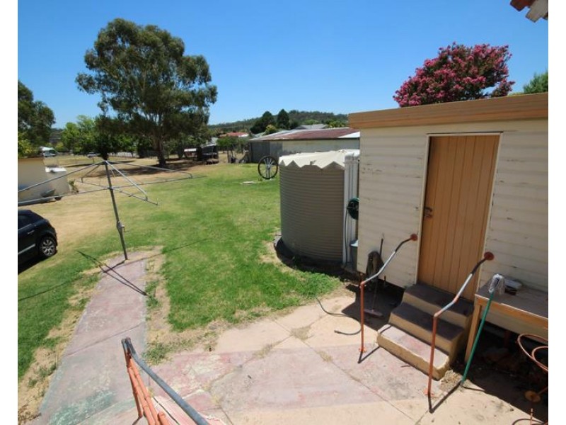 18 Connor Street, Stanthorpe QLD 4380