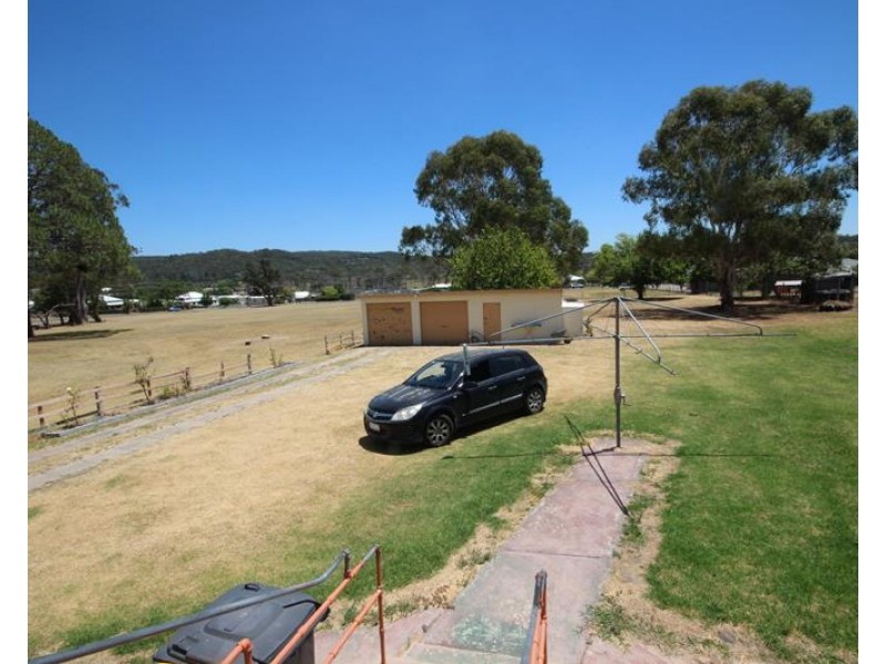 18 Connor Street, Stanthorpe QLD 4380