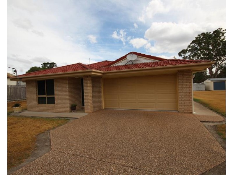 24 Pine Crescent, Dalveen QLD 4374