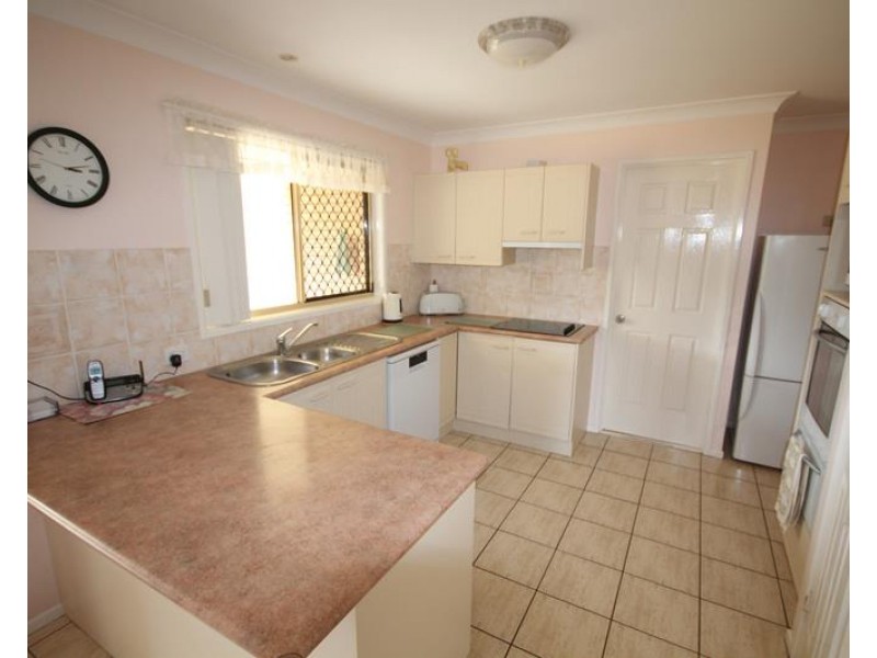 24 Pine Crescent, Dalveen QLD 4374