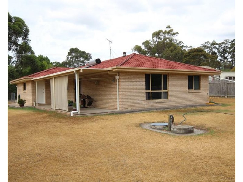 24 Pine Crescent, Dalveen QLD 4374