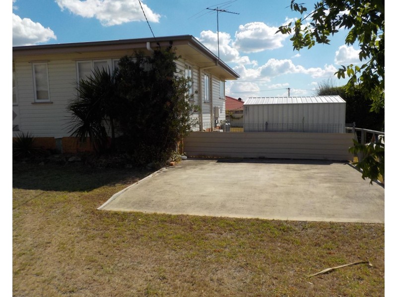 12 Thorpe Street, Stanthorpe QLD 4380
