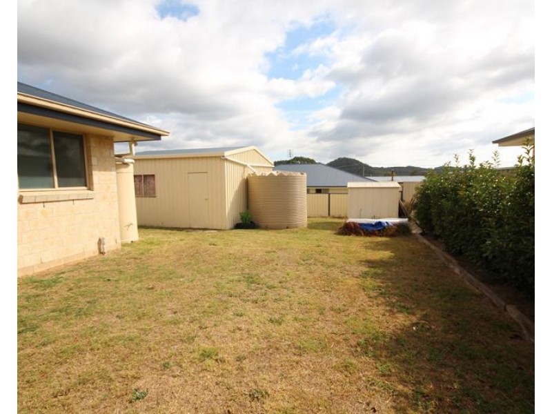 23 Barton Street, Stanthorpe QLD 4380