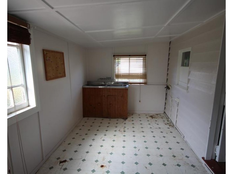 17 Johnson Street, Stanthorpe QLD 4380
