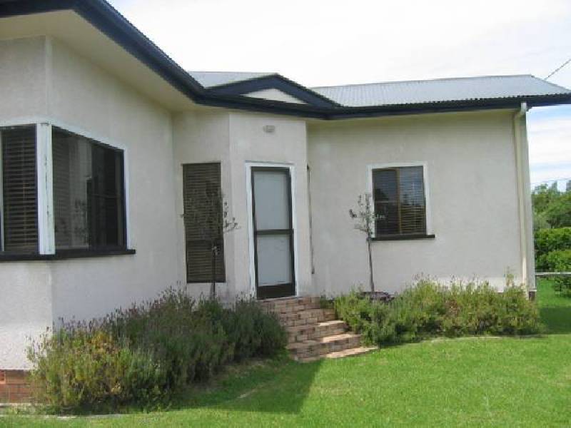 90 Greenup Street, Stanthorpe QLD 4380