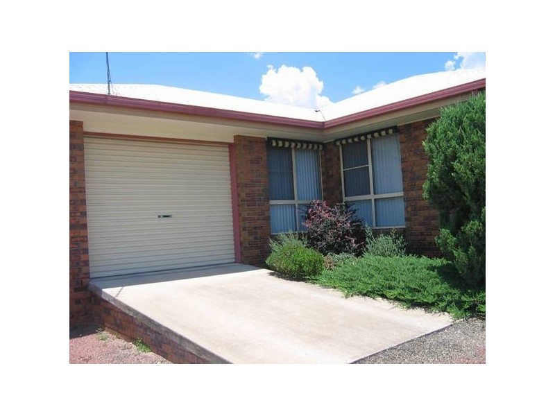 67 Britannia St, Stanthorpe QLD 4380