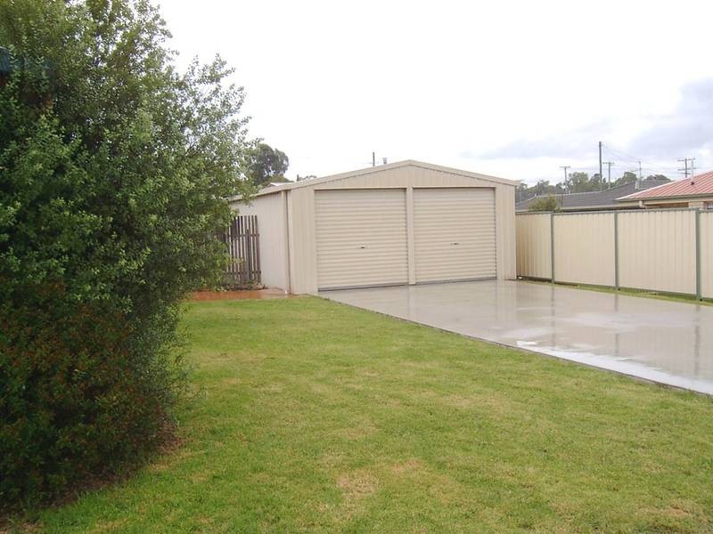8 Vichie Crt, Stanthorpe QLD 4380