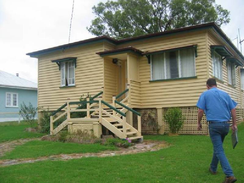 13 Allison Street, Stanthorpe QLD 4380