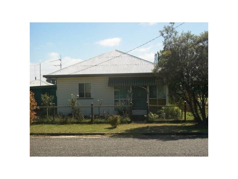 18 Ann Street, Applethorpe QLD 4378