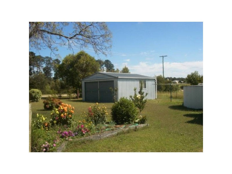 18 Ann Street, Applethorpe QLD 4378