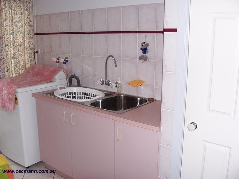 1 Gla-nor Drive, Stanthorpe QLD 4380