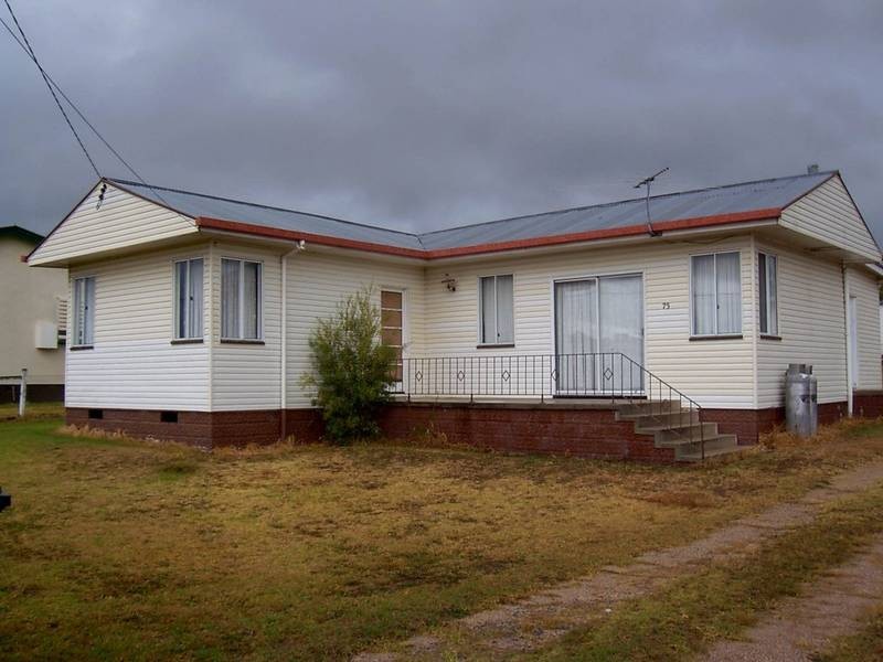 75 Sugarloaf Rd, Stanthorpe QLD 4380