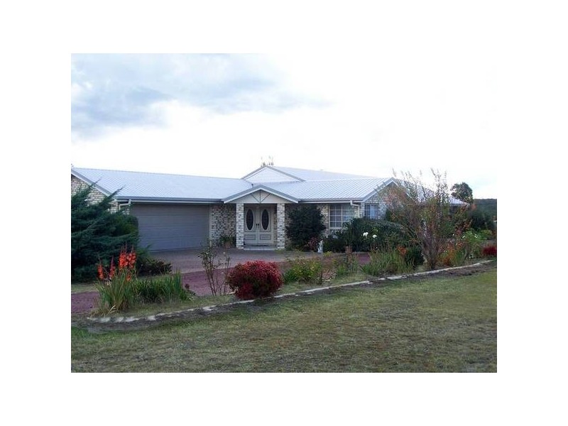 2 West Road, Stanthorpe QLD 4380