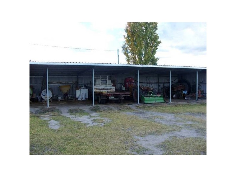 2 West Road, Stanthorpe QLD 4380