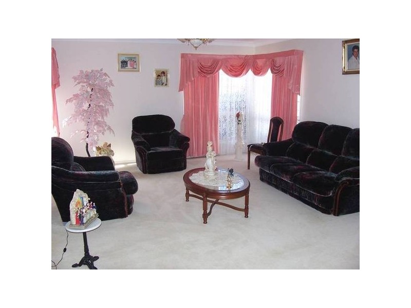 2 West Road, Stanthorpe QLD 4380