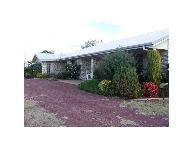 2 West Road, Stanthorpe QLD 4380