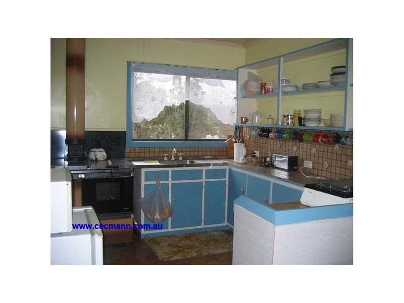 2533 Pyramids Road, Wyberba QLD 4382