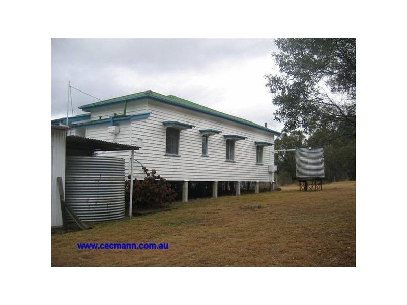 2533 Pyramids Road, Wyberba QLD 4382