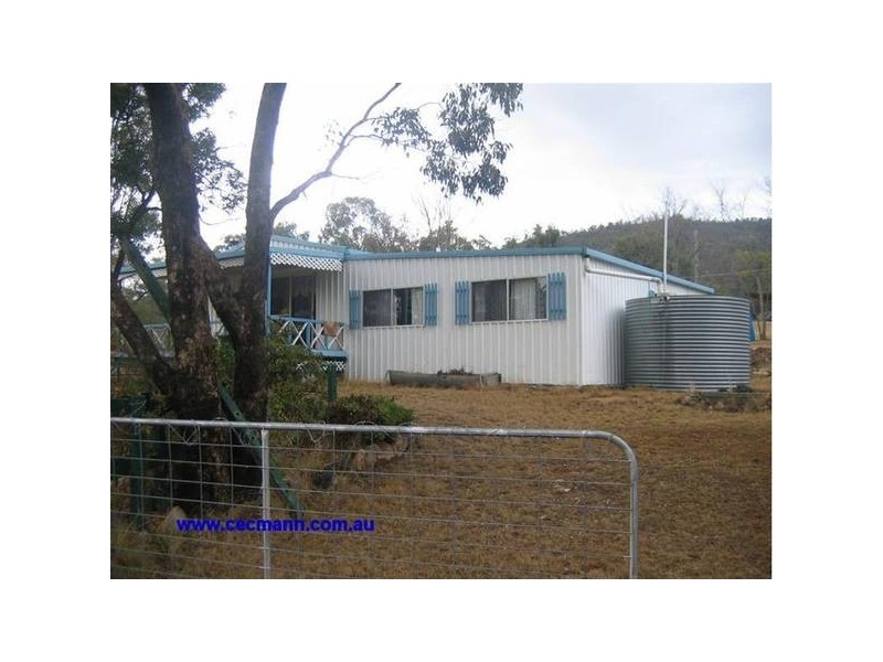 2533 Pyramids Road, Wyberba QLD 4382