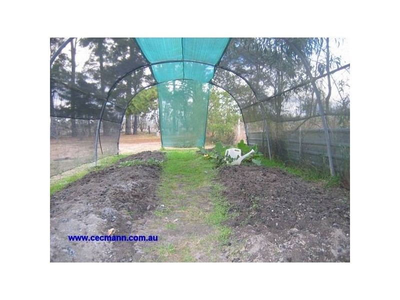 9 Halls Lane, The Summit QLD 4377