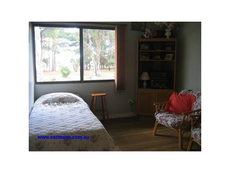 9 Halls Lane, The Summit QLD 4377