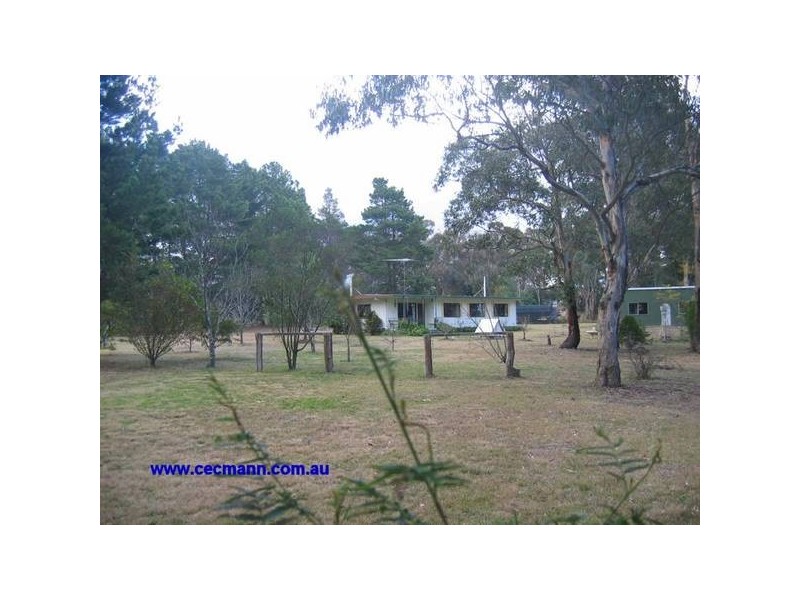 9 Halls Lane, The Summit QLD 4377