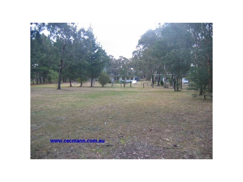 9 Halls Lane, The Summit QLD 4377