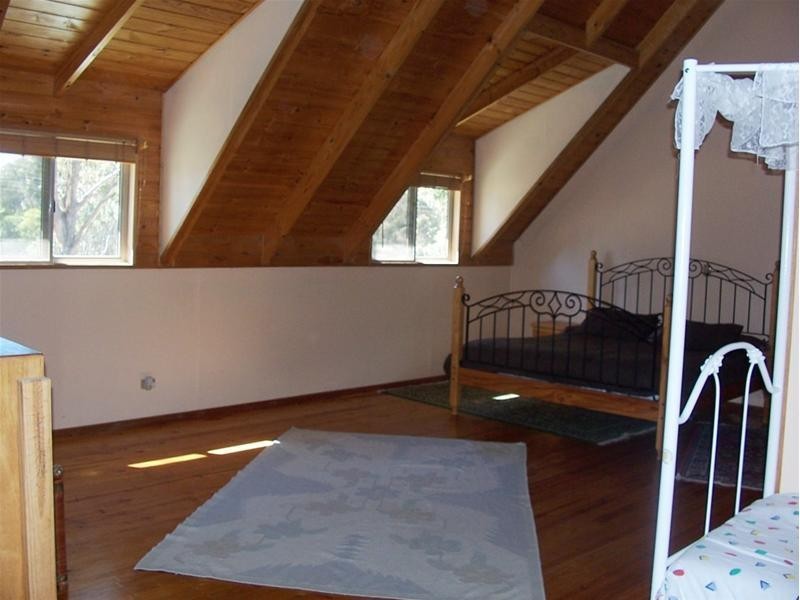 40 Roberts Road, Stanthorpe QLD 4380